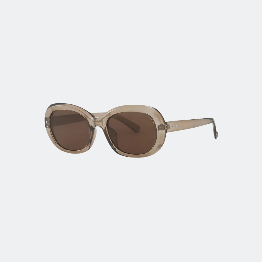 Aviator sunglasses angled three-quarter view — Florence — Velezeco