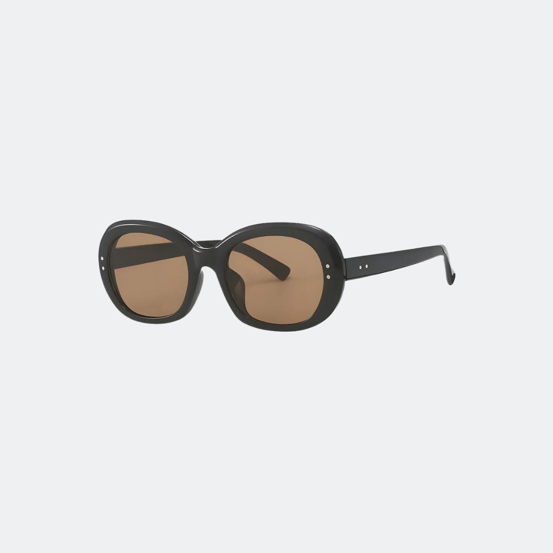 Aviator sunglasses lens close-up detail — Florence — Velezeco