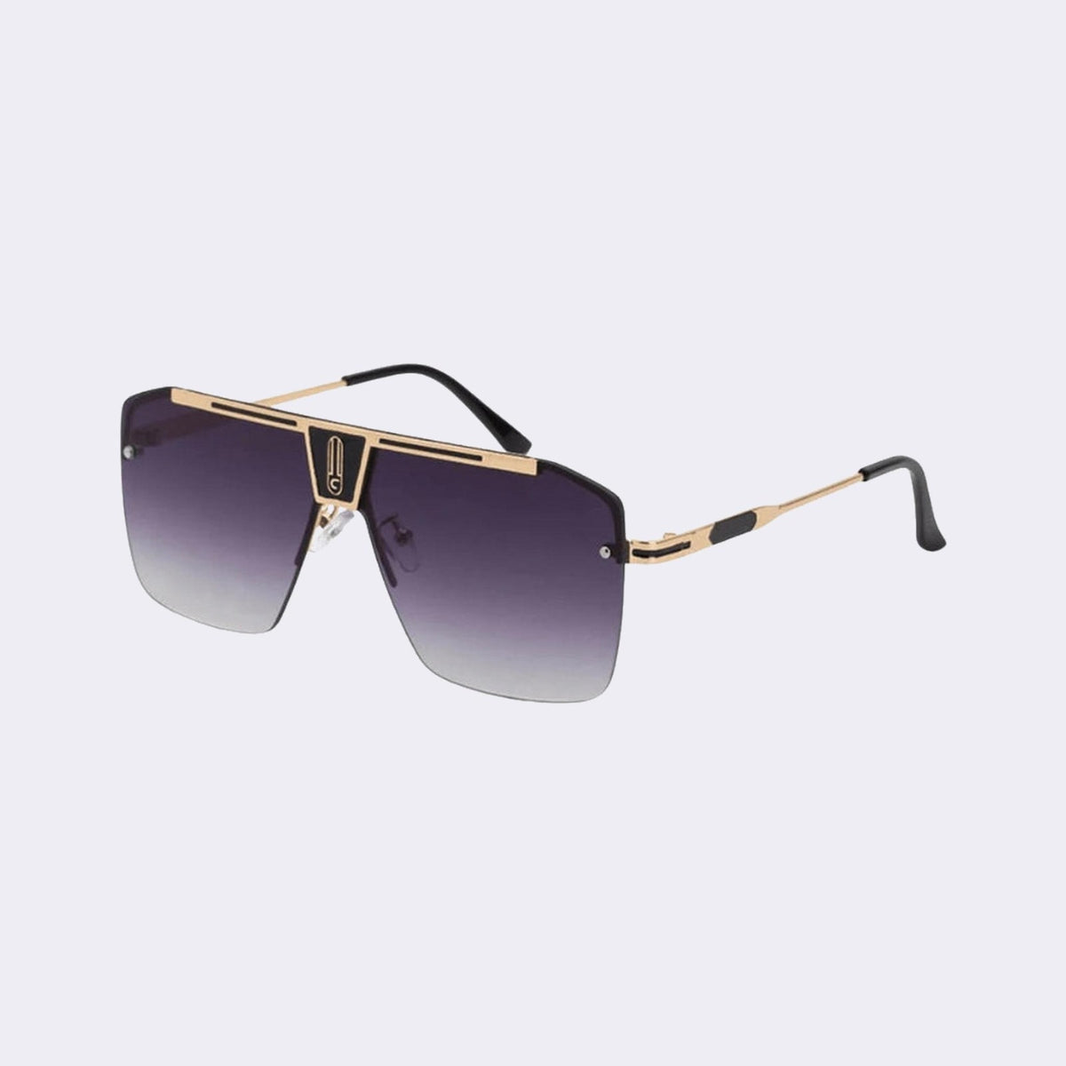 Three-quarter view of the Alpine shield with a gold frame and soft grey-violet gradient lens — Velezeco #opt1_3