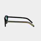 Square sunglasses with case and packaging — Obsidian — Velezeco