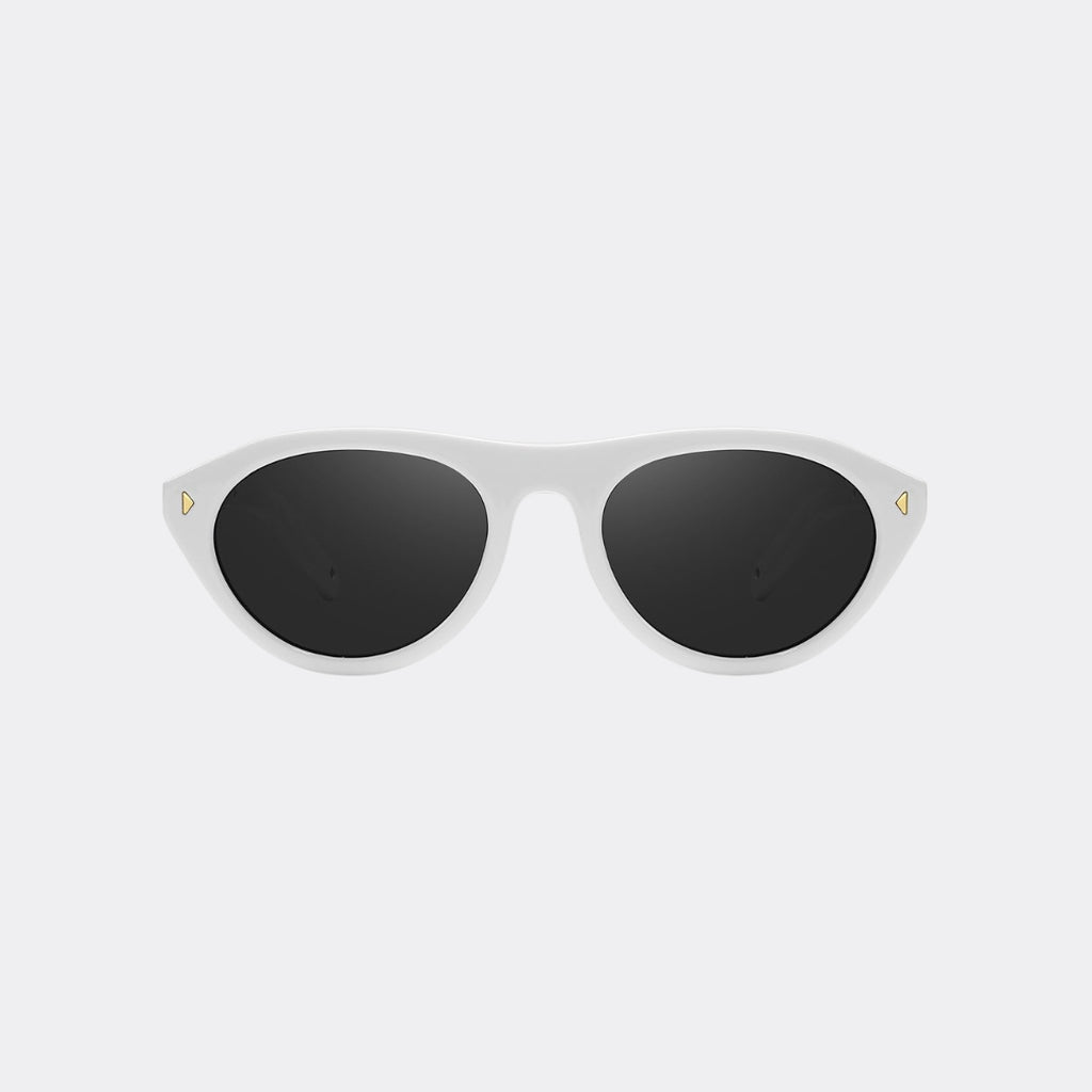 Square sunglasses gradient lens detail — Obsidian — Velezeco