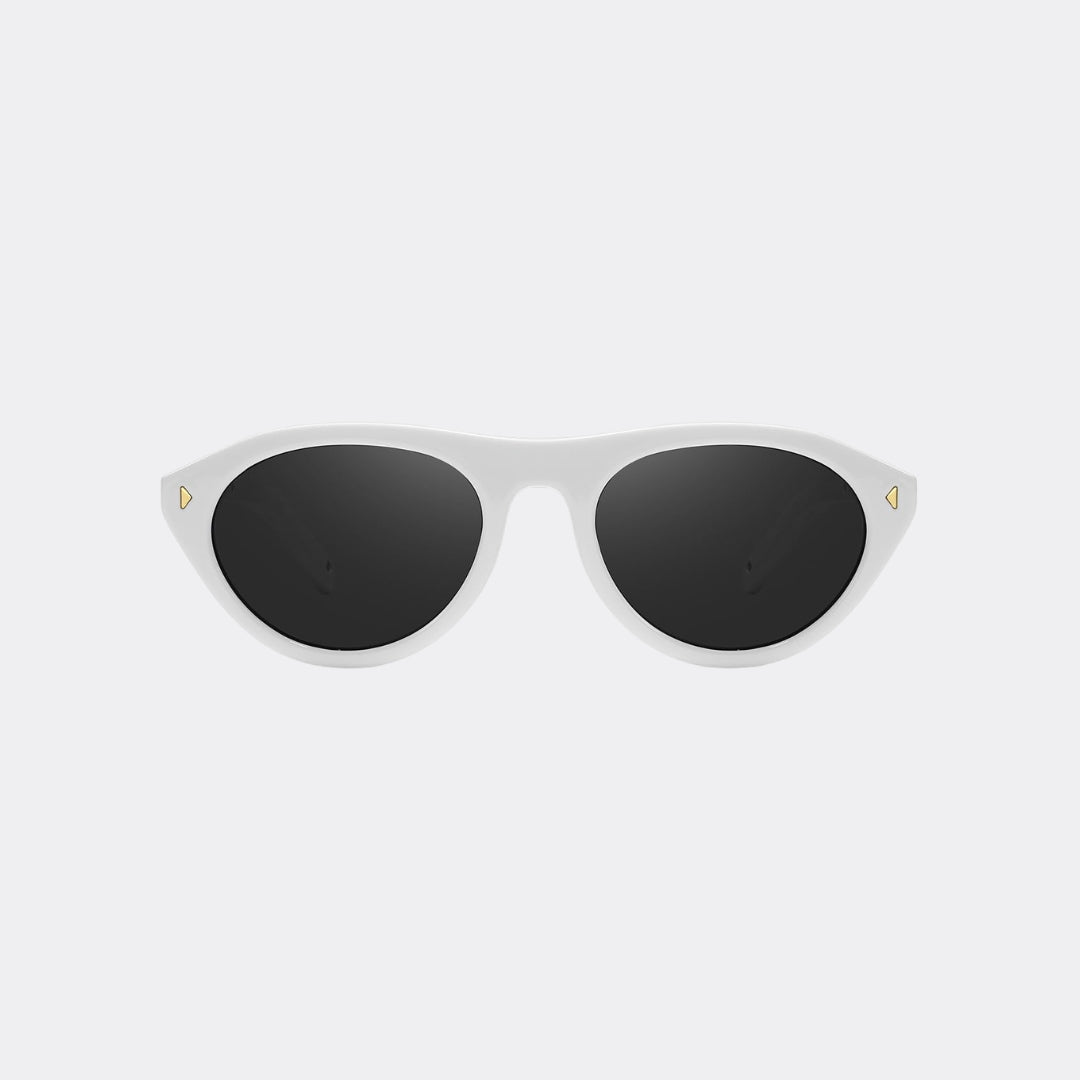 Square sunglasses gradient lens detail — Obsidian — Velezeco