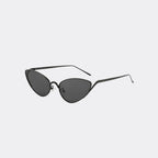 Cat eye sunglasses lens close-up detail — The Viper — Velezeco