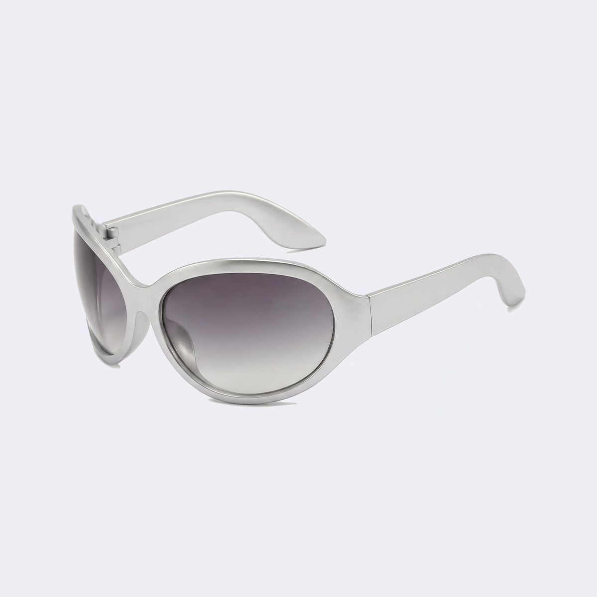 Three-quarter view of the Barcelona bug-eye with silver frame and gradient grey lenses and curved wraparound temples — Velezeco #opt1_7