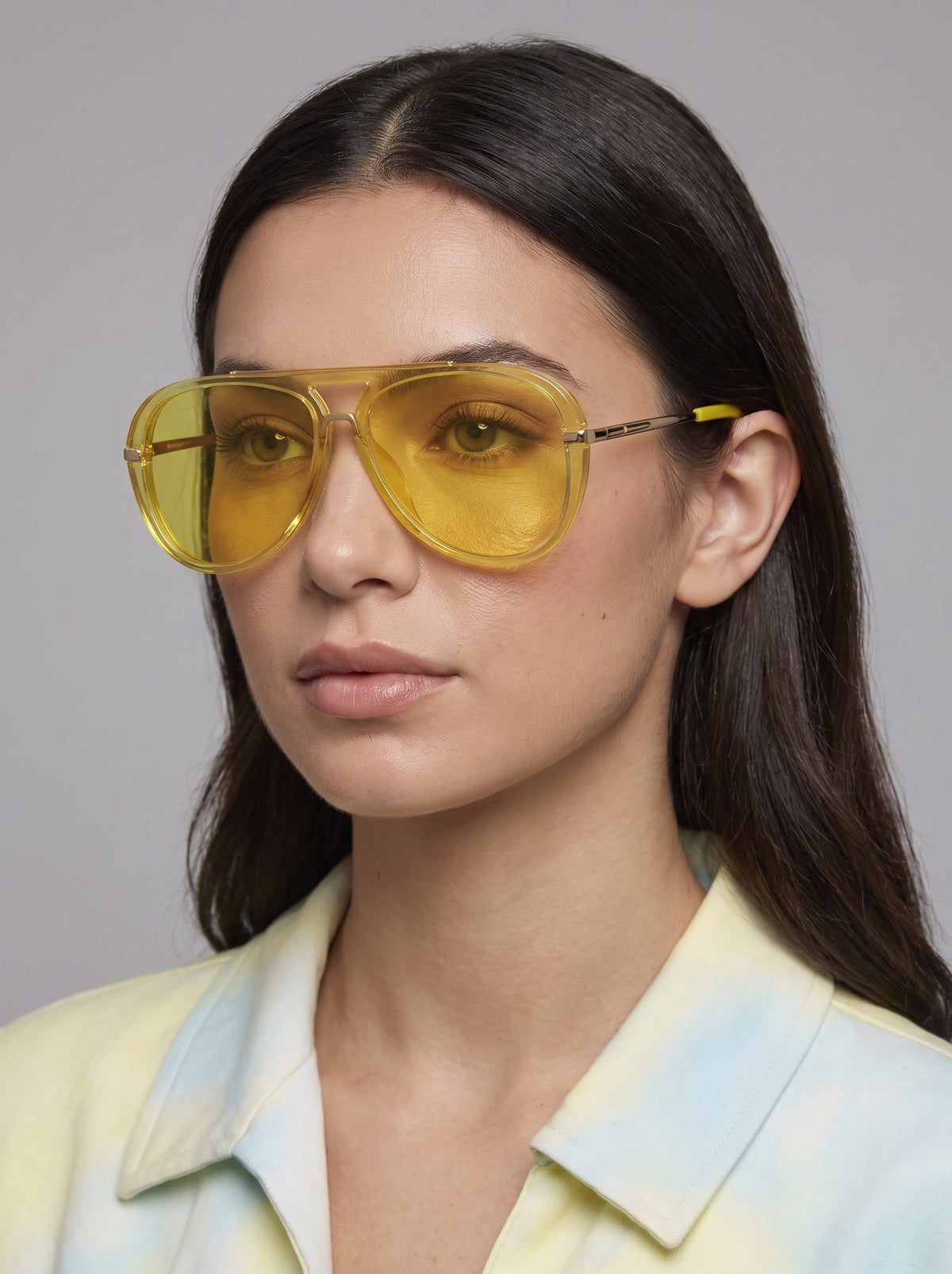 Model wearing Elysia aviator sunglasses in Yellow with yellow lenses — Velezeco #opt1_7