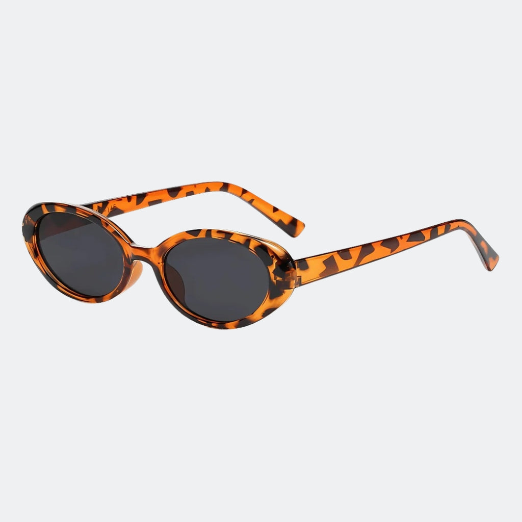 Round sunglasses folded flat view — Nala — Velezeco