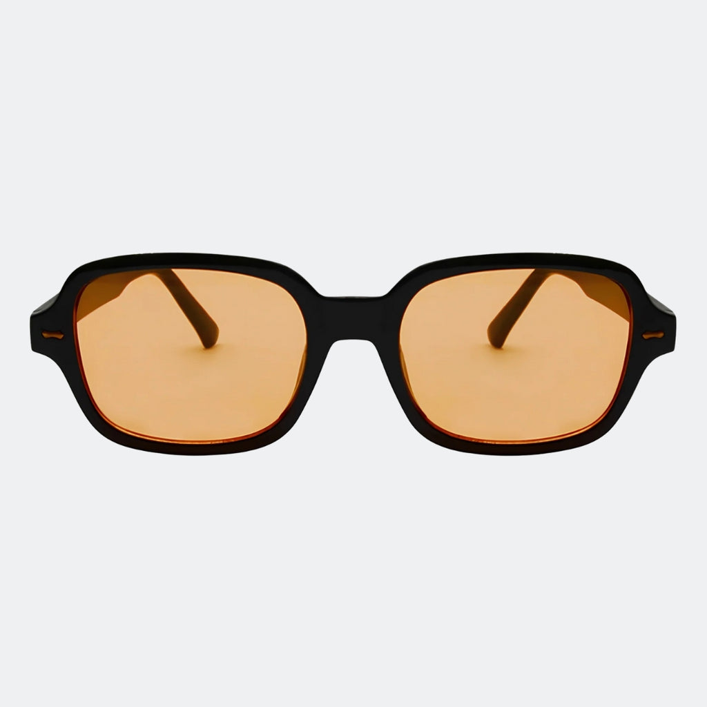 Urban sunglasses lens close-up detail — Soho — Velezeco