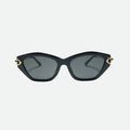 Cat eye sunglasses front view — Belly — Velezeco