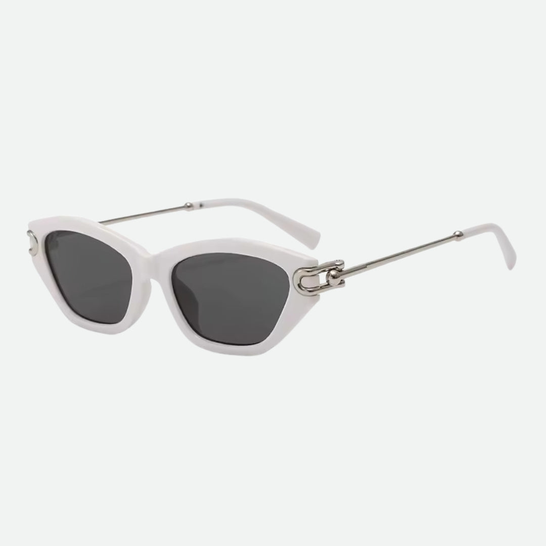 Cat eye sunglasses side profile — Belly — Velezeco