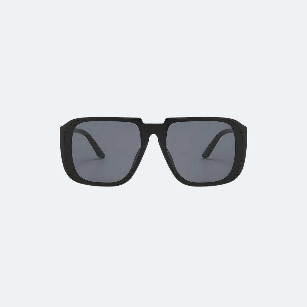 Aviator sunglasses temple and hinge detail — Verona — Velezeco