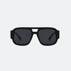Oversized sunglasses side profile — Crimson — Velezeco