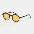 Fashion sunglasses gradient lens detail — Tokyo — Velezeco